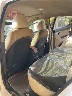 هیۆندای ئەلەنترا